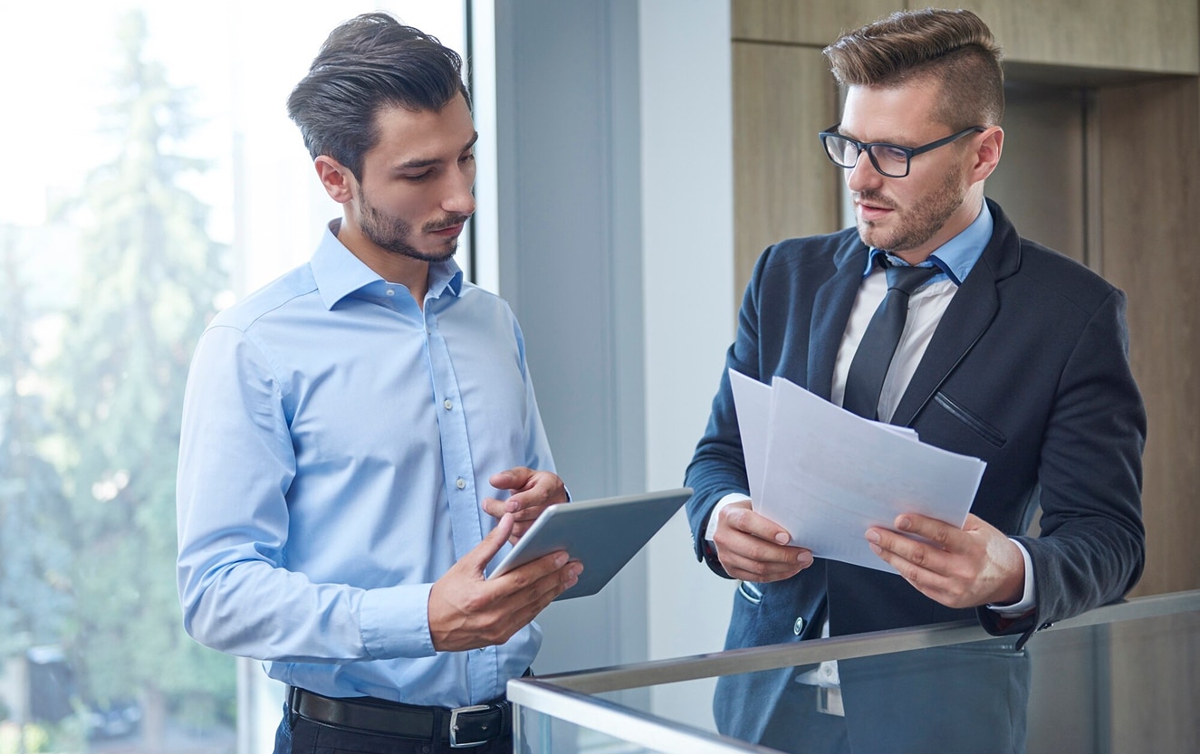 Florida man reviewing finances after divorce