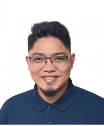 Ronne Headshot white background